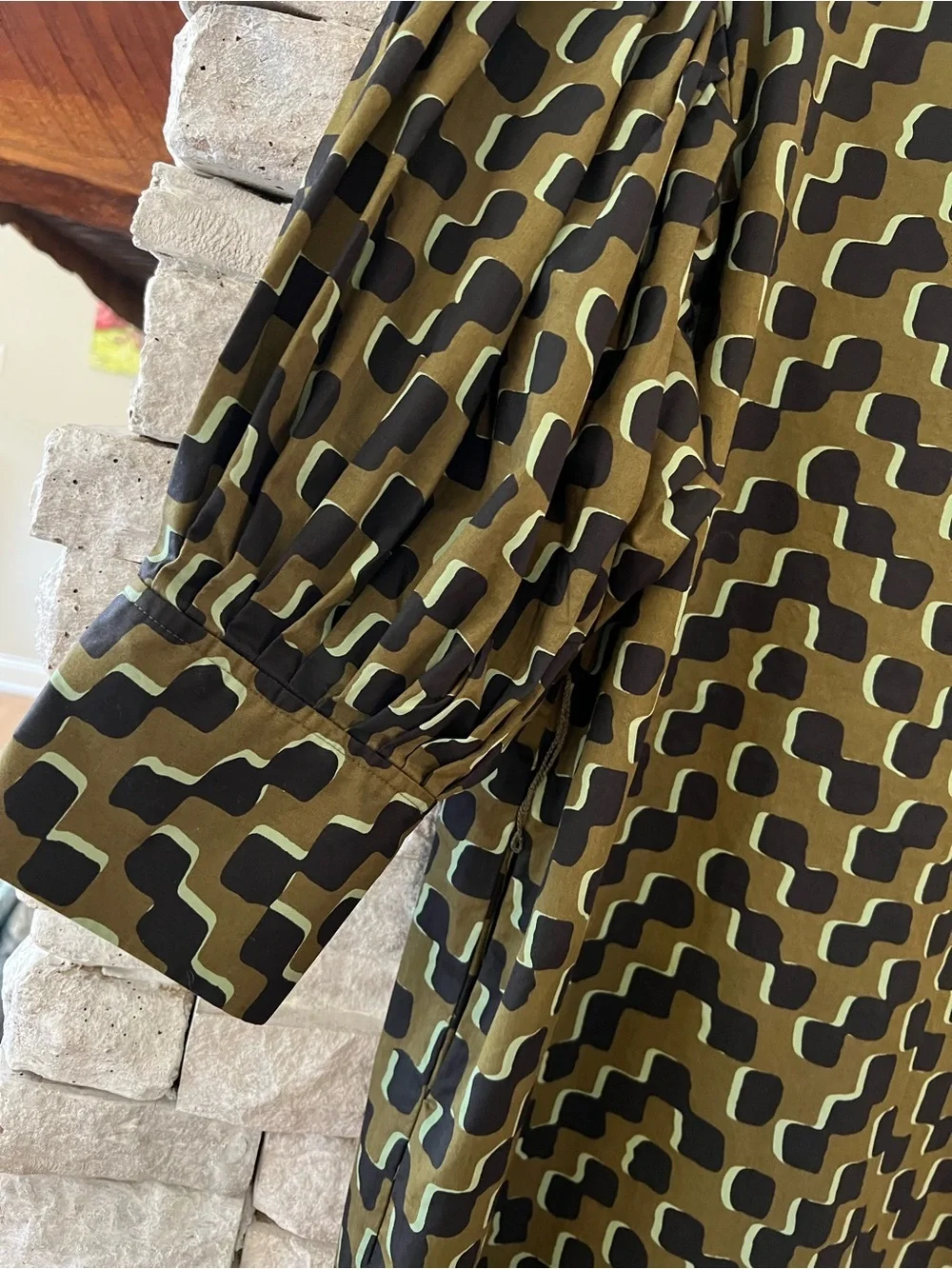 kate spade Olive and Black Geometric Midi Dress with Puff Sleeves